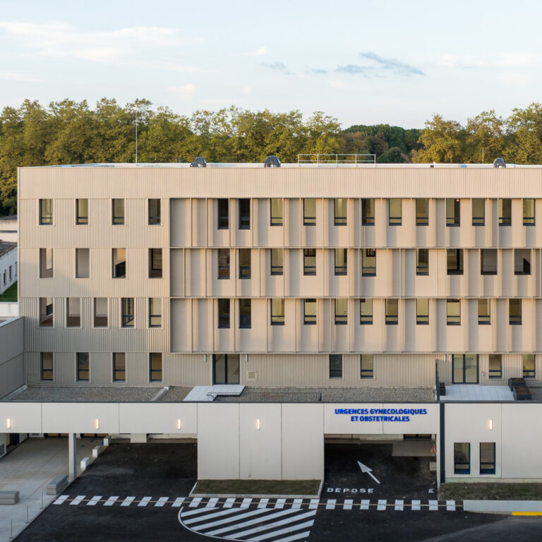 Urgences Gynécologiques et Obstétricales Centre Hospitalier de Pau